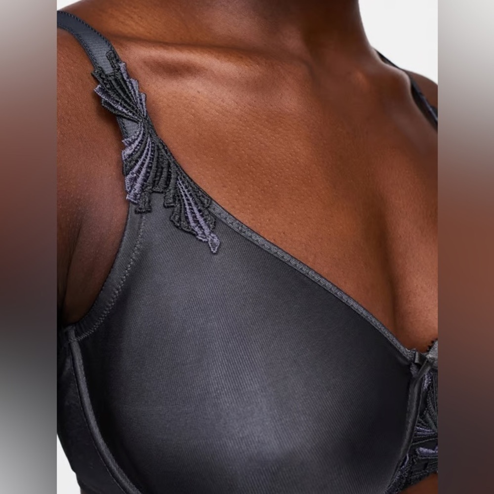 Chantelle Hedona Bra in Deep Gray - Picture 2 of 6